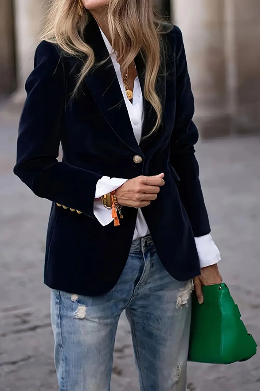 Model wearing One Button Lapel Collar Long Sleeve Blazer