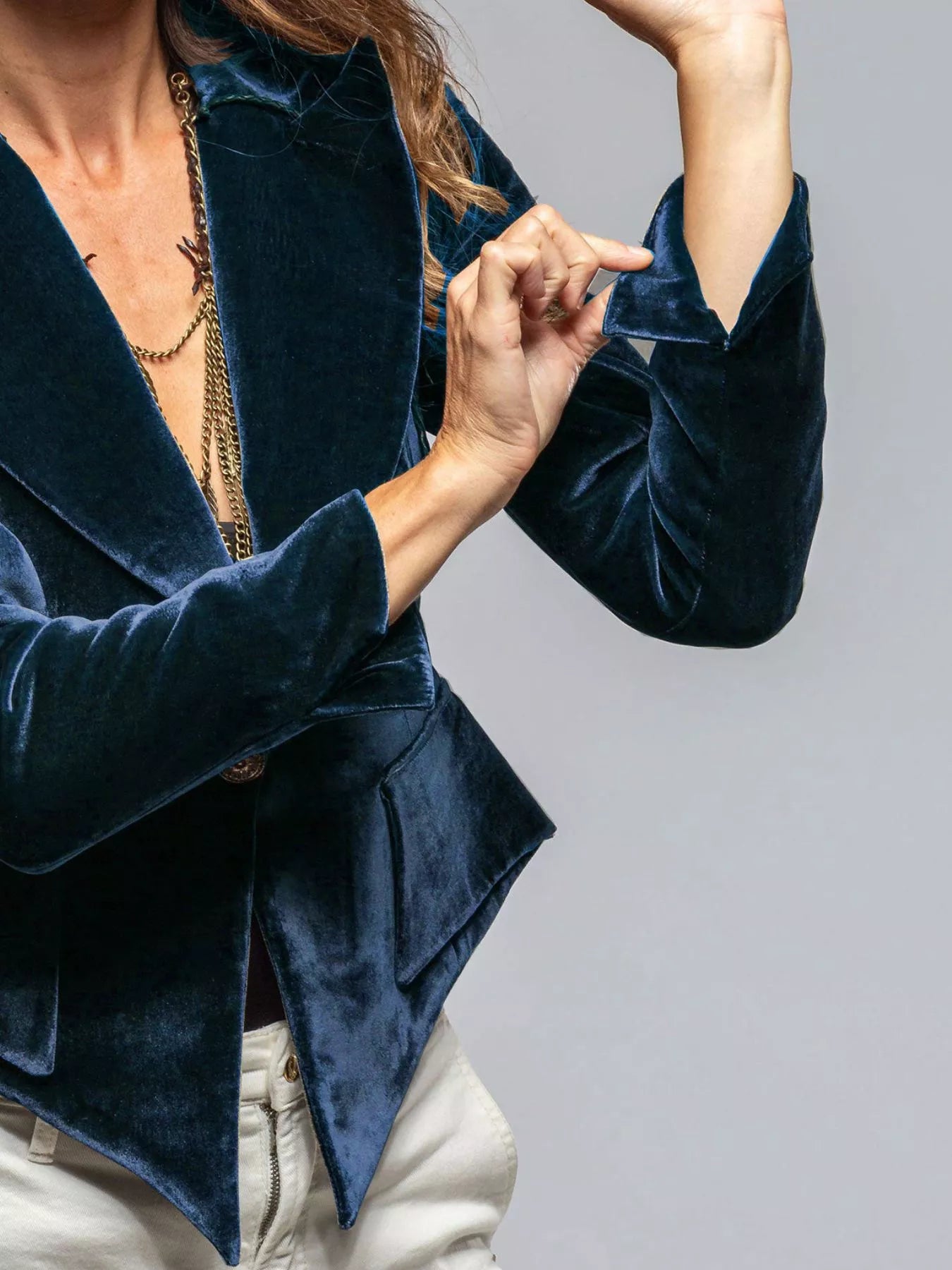 Velvet Lapel Collar One Button Blazer Front View